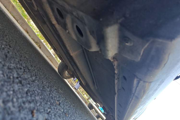 Used Chevrolet Cruze 2012 1.6L SE MT Chassis Front Left