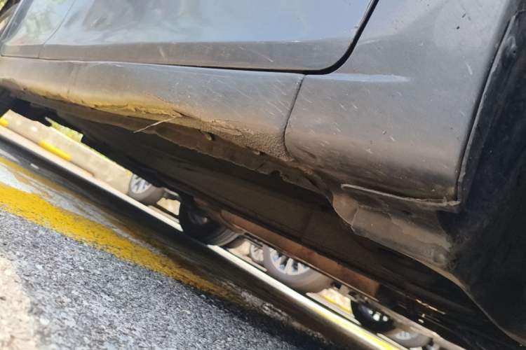 Used Chevrolet Cruze 2012 1.8L SE AT Chassis Front Right