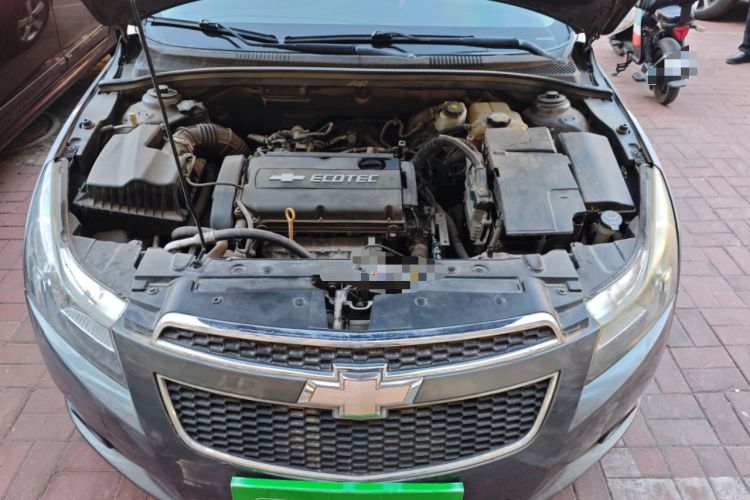 Used Chevrolet Cruze 2012 1.6L SE MT Engine Bay
