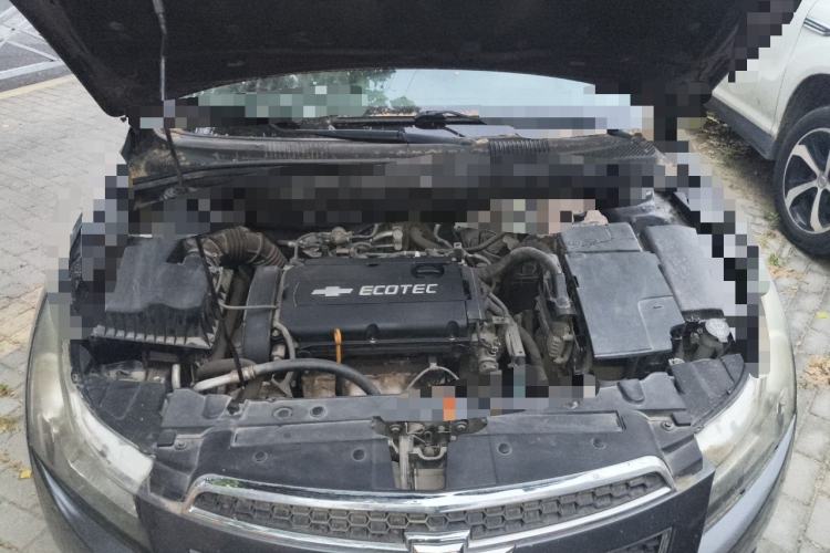 Used Chevrolet Cruze 2012 1.6L SE MT Engine Bay
