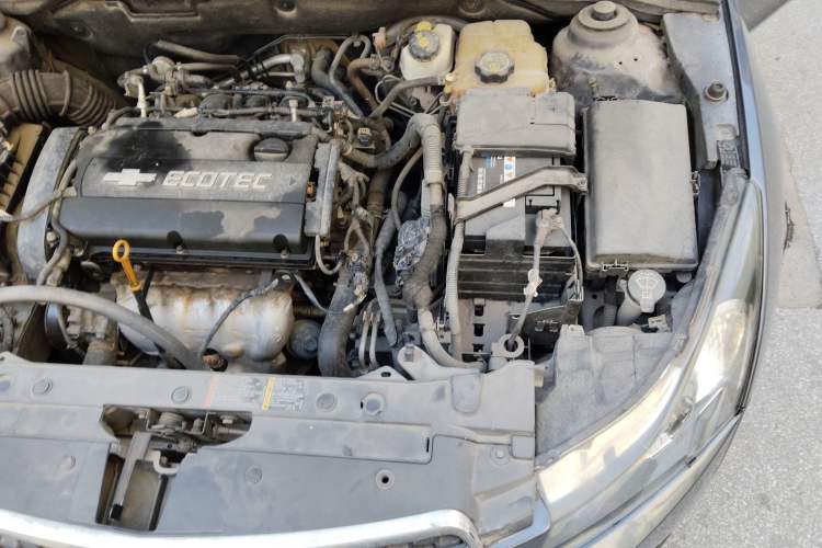 Used Chevrolet Cruze 2012 1.8L SE AT Engine Bay Left