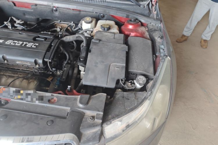 Used Chevrolet Cruze 2012 1.6L SL MT Engine Bay Left