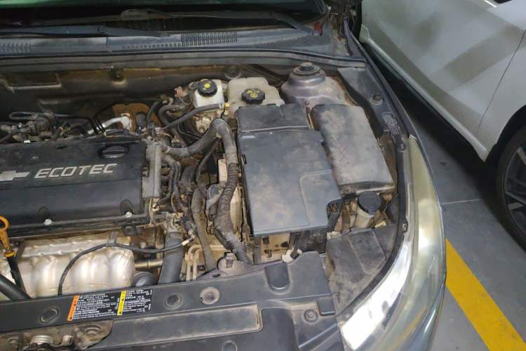 Used Chevrolet Cruze 2012 1.6L SE Automatic Engine Bay Left