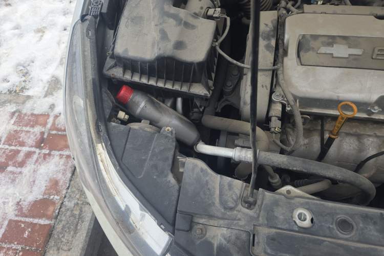 Used Chevrolet Cruze 2012 1.6L SL Grand Edition Manual Transmission Engine Bay Right