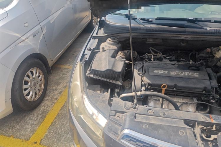 Used Chevrolet Cruze 2012 1.8L SE AT Engine Bay Right