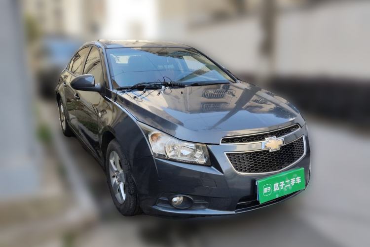 Used Chevrolet Cruze 2012 1.8L SE AT Front Right 45 Deg