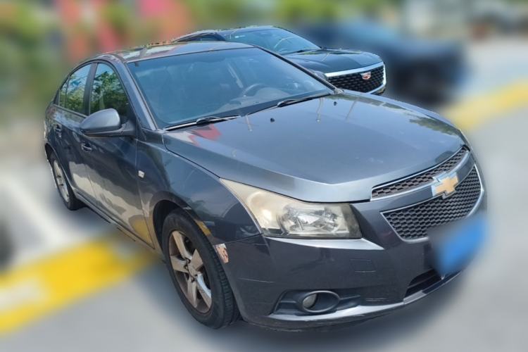 Used Chevrolet Cruze 2012 1.8L SE AT Front Right 45 Deg