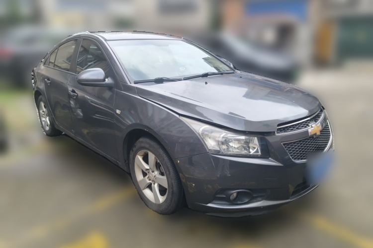 Used Chevrolet Cruze 2012 1.8L SE AT Front Right 45 Deg