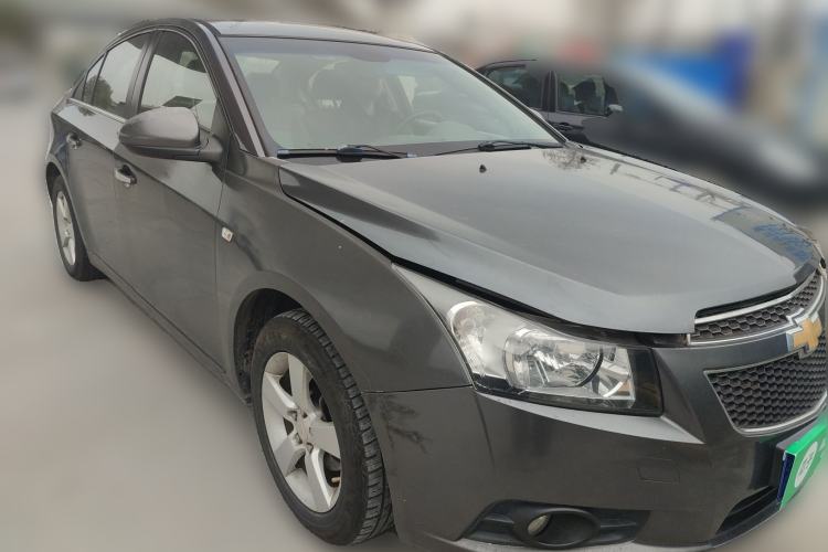 Used Chevrolet Cruze 2012 1.8L SE AT Front Right 45 Deg