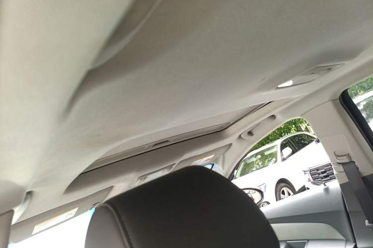 Used Chevrolet Cruze 2012 1.8L SE AT Headliner