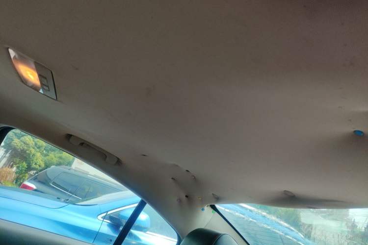 Used Chevrolet Cruze 2012 1.6L SL MT Headliner
