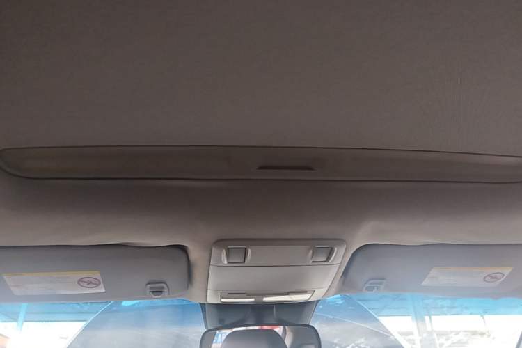 Used Chevrolet Cruze 2012 1.6L SE MT Headliner
