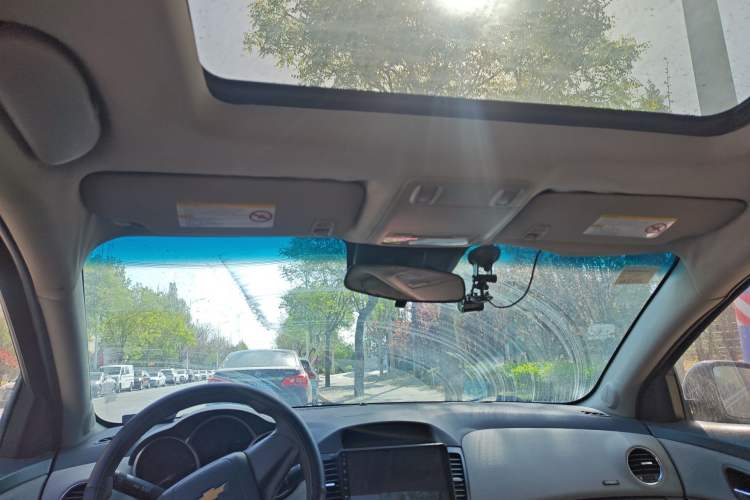 Used Chevrolet Cruze 2012 1.6L SE MT Headliner