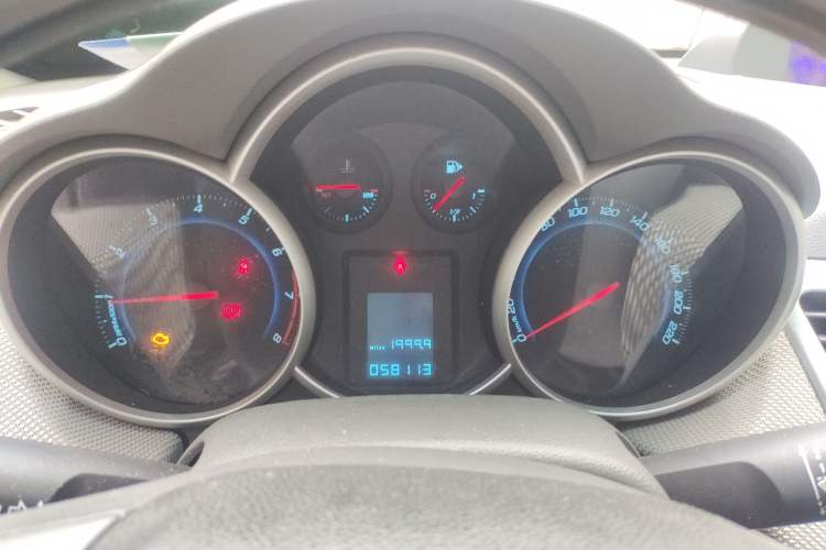 Used Chevrolet Cruze 2012 1.6L SE MT Instrument Cluster