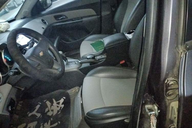 Used Chevrolet Cruze 2012 1.6L SL Grand Edition Automatic Left Front Seat