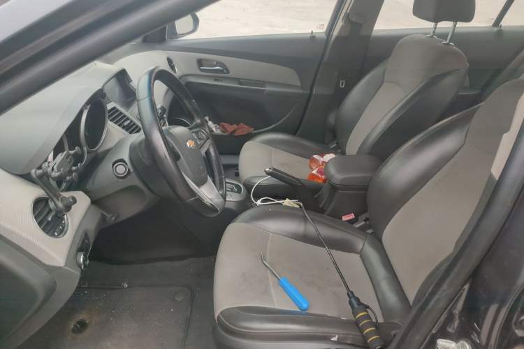 Used Chevrolet Cruze 2012 1.8L SE AT Left Front Seat