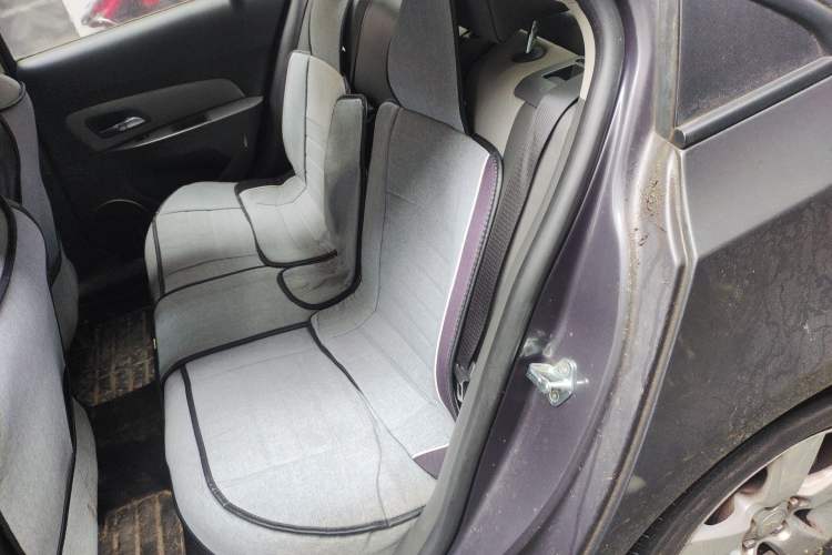 Used Chevrolet Cruze 2012 1.6L SE MT Left Rear Seat