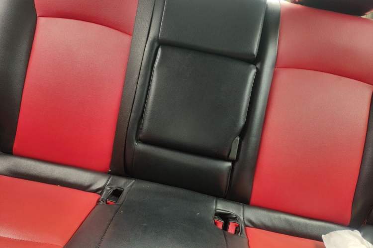Used Chevrolet Cruze 2012 1.6L SL MT Left Rear Seat