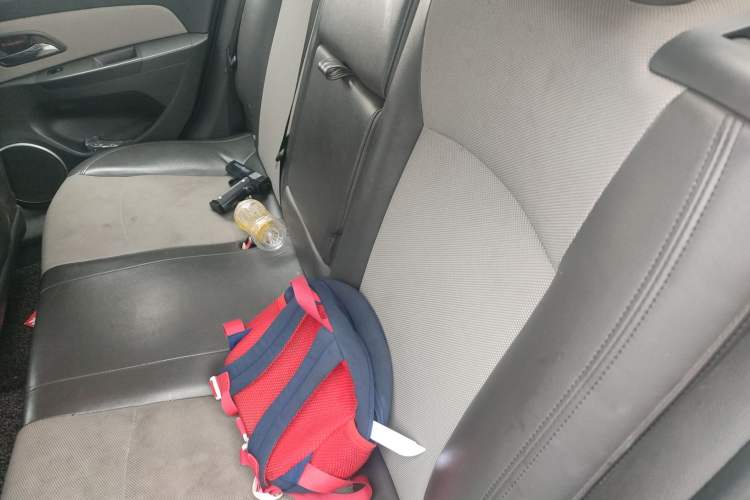 Used Chevrolet Cruze 2012 1.8L SE AT Left Rear Seat