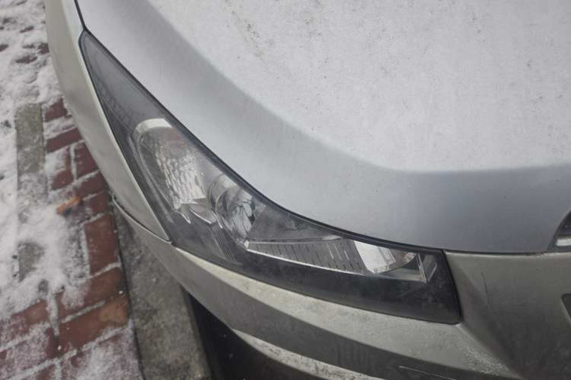 Used Chevrolet Cruze 2012 1.6L SL Grand Edition Manual Transmission Right Front Headlight