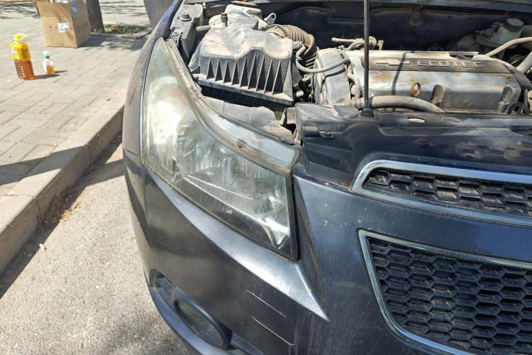 Used Chevrolet Cruze 2012 1.6L SE MT Right Front Headlight