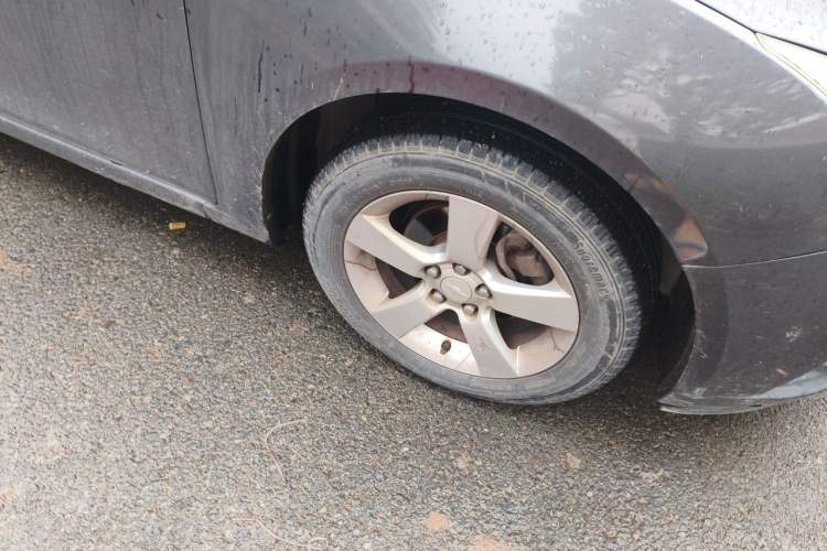 Used Chevrolet Cruze 2012 1.8L SE AT Right Front Wheel Hub