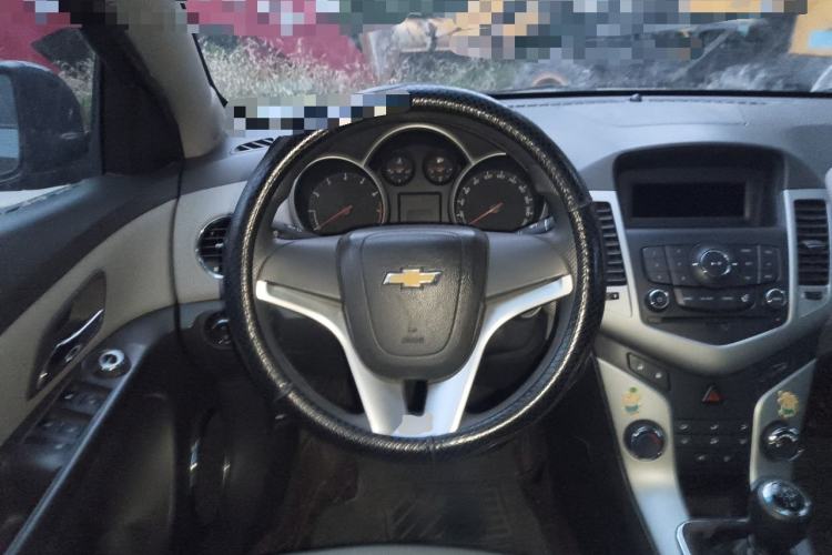 Used Chevrolet Cruze 2012 1.6L SE MT Steering Wheel