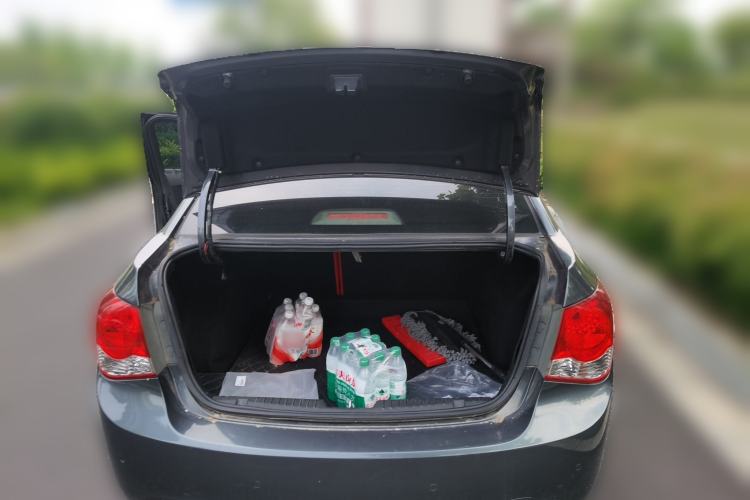 Used Chevrolet Cruze 2012 1.6L SE Automatic Trunk