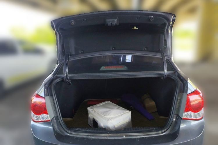 Used Chevrolet Cruze 2012 1.6L SE Automatic Trunk