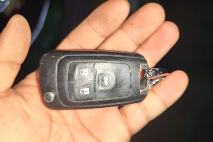 Used Chevrolet Cruze 2012 1.6L SE Automatic Vehicle Key