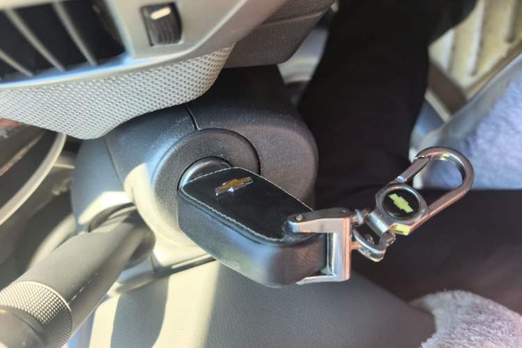 Used Chevrolet Cruze 2012 1.6L SL MT Vehicle Key
