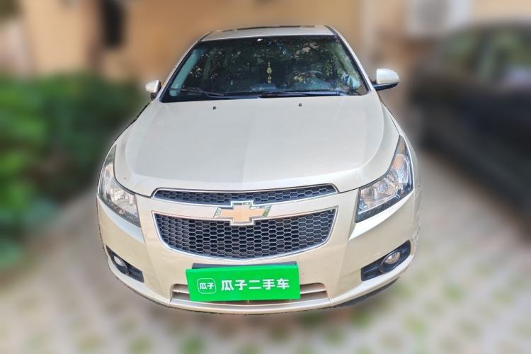 Used Chevrolet Cruze 2012 1.6L SE MT Front