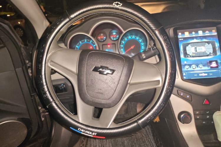 Used Chevrolet Cruze 2012 1.6L SE Automatic Steering Wheel