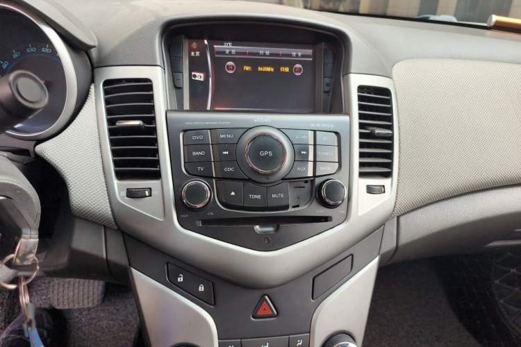 Used Chevrolet Cruze 2012 1.6L SE Automatic Audio And AC Panel