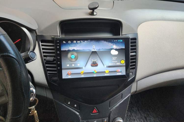 Used Chevrolet Cruze 2012 1.6L SE Automatic Audio And AC Panel