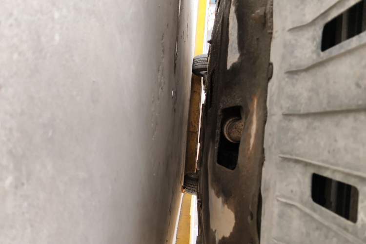 Used Chevrolet Cruze 2012 1.8L SE AT Chassis Front