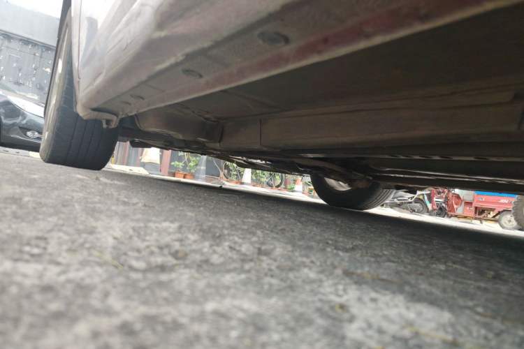 Used Chevrolet Cruze 2012 1.6L SE MT Chassis Front Left