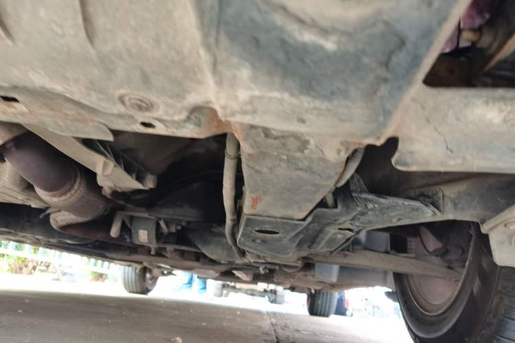 Used Chevrolet Cruze 2012 1.6L SE MT Chassis Front Left