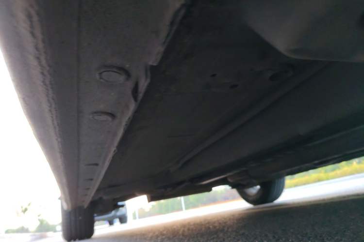 Used Chevrolet Cruze 2012 1.6L SL Grand Edition Manual Transmission Chassis Front Right