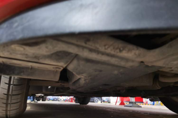 Used Chevrolet Cruze 2012 1.6L SE MT Chassis Front Right