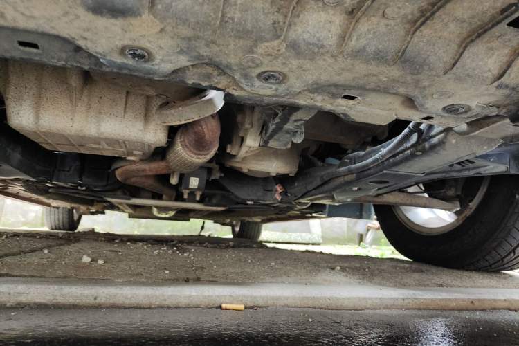 Used Chevrolet Cruze 2012 1.6L SL Grand Edition Manual Transmission Chassis Front