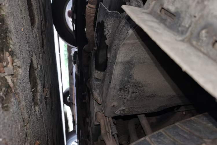 Used Chevrolet Cruze 2012 1.6L SL Grand Edition Manual Transmission Chassis Front