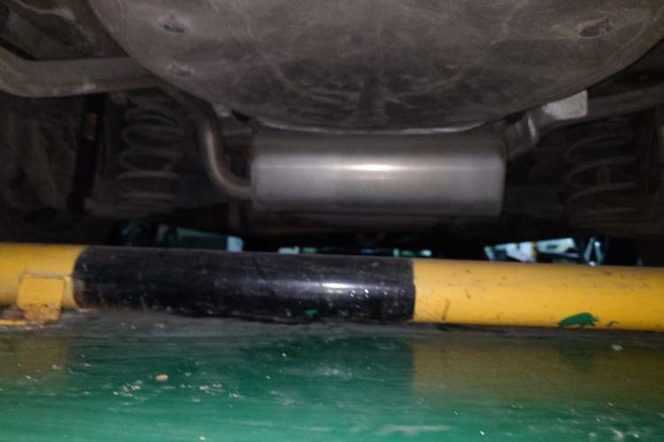 Used Chevrolet Cruze 2012 1.6L SL MT Chassis Rear