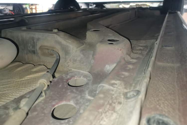 Used Chevrolet Cruze 2012 1.6L SL MT Chassis Rear Left