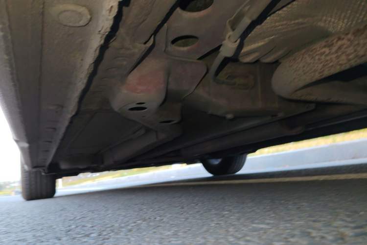 Used Chevrolet Cruze 2012 1.6L SL Grand Edition Manual Transmission Chassis Rear Left