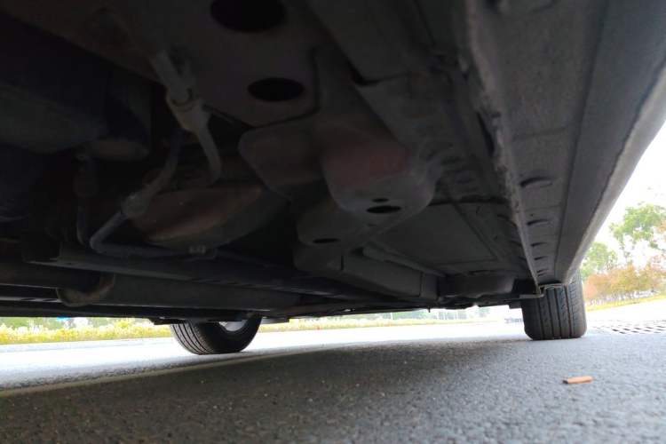 Used Chevrolet Cruze 2012 1.6L SL Grand Edition Manual Transmission Chassis Rear Right