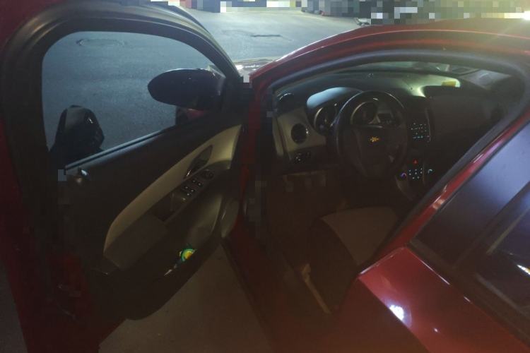 Used Chevrolet Cruze 2012 1.6L SL MT Driver Seat