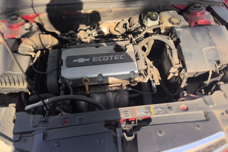 Used Chevrolet Cruze 2012 1.6L SE MT Engine Bay