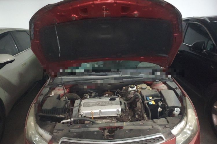 Used Chevrolet Cruze 2012 1.8L SE AT Engine Bay