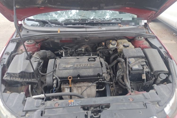 Used Chevrolet Cruze 2012 1.8L SE AT Engine Bay